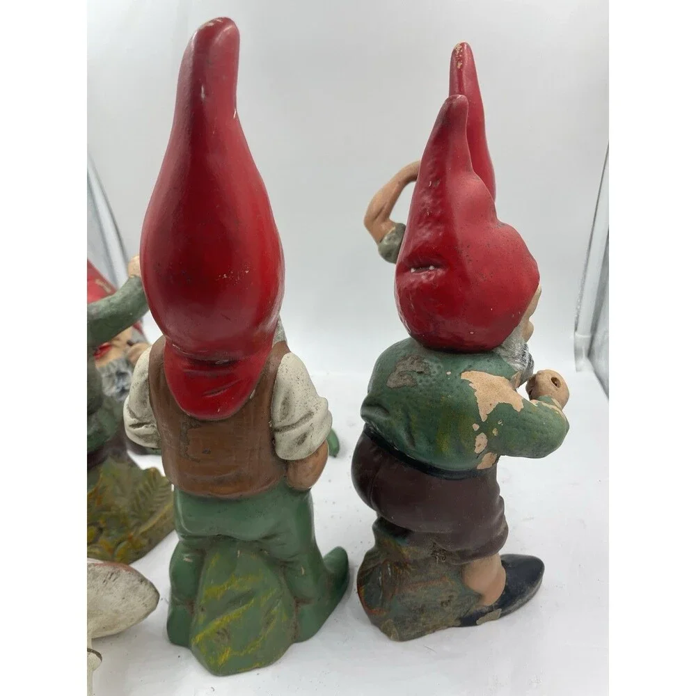 RARE Vintage Heissner West Germany Terracotta Garden Gnome Set of 4 + Mushroom